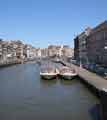 Spaziergang entlang des Kanals. Amsterdam.