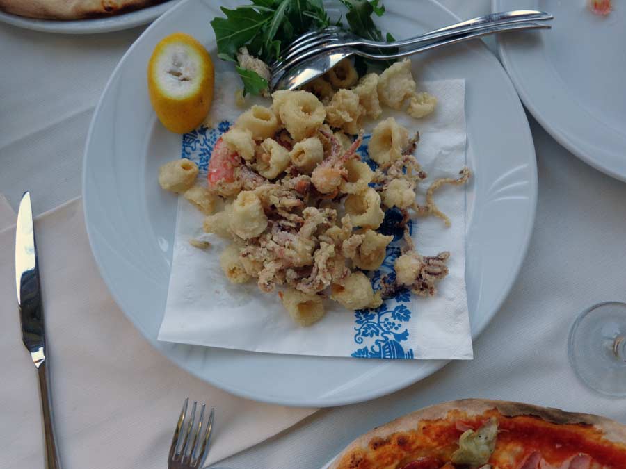 Fruits de mer en Italie. calmars